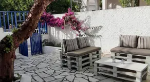 Mantos Rooms - Image 4