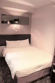 Lander Inn - Image 4