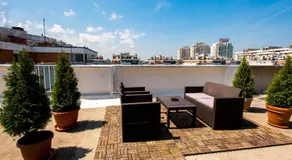 Arena Penthouse Apartments - Image 2