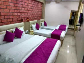 Hotel Aamantran Avenue - Image 5