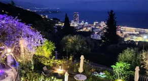 Le Mas d'Angeline-Vue mer panoramique, jardin partagé, parking, voiture indispensable, route étroite et pentue, à 10 min de Monaco - Image 2