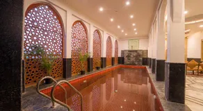 Lumira Queensbury Villa - Image 3