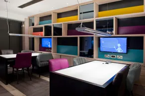 Premier Inn London Kings Cross - Image 5