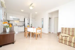 Holiday house Željko Drvenik Mali (Island Drvenik Mali), Riviera Trogir - Image 4