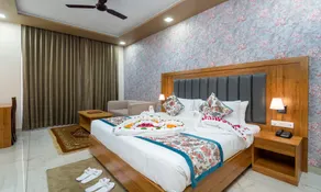 Hotel Kaushal Regency - Refinery Road Pachpadra - Image 2