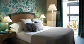 Norfolk Royale Hotel - Image 4