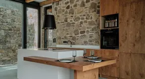 Barefoot Luxury Eressos Apartments - Image 3