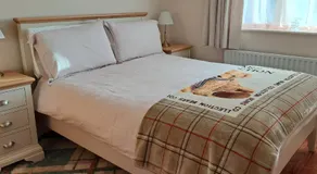 Bearstone House - Image 2