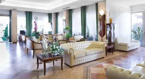 Hotel Apollo - Image 3
