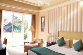 Bailu Hotspring Hotel - Image 5