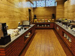 Merchant Marco Edgelake Hotel - Image 3
