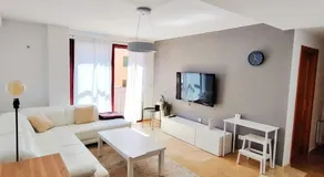 Apartamento, piscina y parking Granada Tico Medina - Image 2