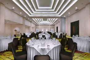 D'MAX Hotel & Convention Lombok - Image 4