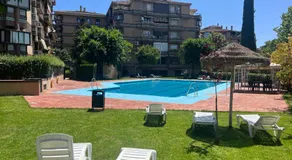 PISO JUNTO PALACIO CONGRESOS Y METRO, CENTRICO CON PISCINA - Image 4