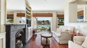 Double Bay Harbour-front apartment with stunning views - Image 2