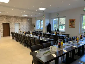 Apart-Hotel Rheinischer Hof Dormagen - Image 2