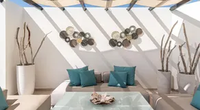 Luxury Apartment with private Heated pool - Image 3