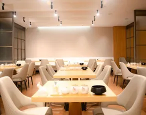 ShangJing Hotel - Image 2