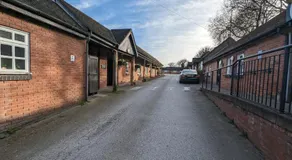 TI Derby Escape - Free Wifi, Free Parking - Image 5