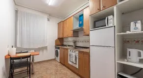 Tu hogar en Bilbao para 4 personas - Image 2