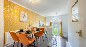 Dockside Home - 5 Comfy Beds-Perfect for Contractors and Families- Free Parking - Image 3