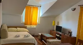 Apartments Bernarda - Image 2