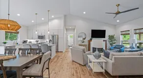 10 Min to Downtown Asheville. Luxury Finishes. Hot Tub & Game Room - Image 4