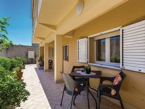 Charming One Bedroom Apartment Povljana - Image 4