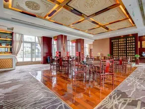 Kingward International Hotel - Image 5