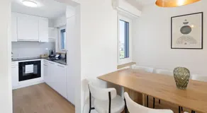 STAYY On Top Penthouse Premium Apartment near Airport 24h Self Check-in - Image 3