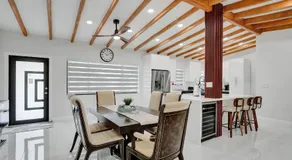 Luxe Haven Near Aventura - Image 3