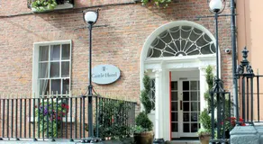 Harry Clarke Mews at the Castle Hotel - Image 2