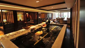 Sunlit Hotel - Image 2