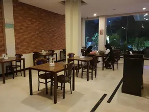 N2 Hotel Gunung Sahari - Image 3