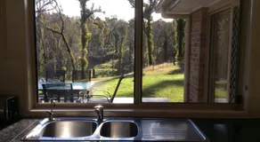 Idyllic Bush Retreat - Image 5