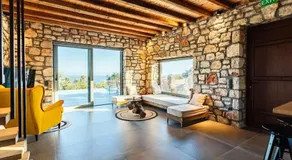 Gerakada Exclusive-Seaview Villa with Private Pool - Image 3