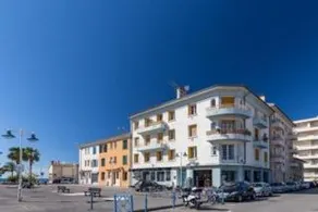 Palais Saint Pierre - Image 2