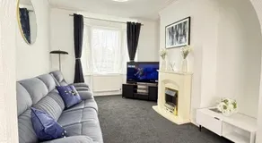 Doncaster 3 Big Bed House -Contractors & Families - Image 2