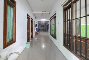 RedDoorz near Tugu Kartasura 2 - Image 3