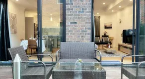 Modern house with Arcade games in a good location - Image 4