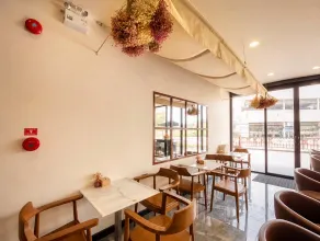 โรงแรมสาครบุรีโคซี่(Sakhonburi Cozy Hotel) - Image 4