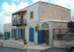 Sappho Manor House - Image 5