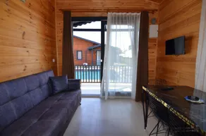 Summertime Bungalows - Image 5