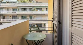 Studio au port de nice - Image 4