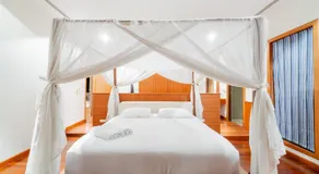 THE ULTIMATE GRAND PRIVATE ESTATE FOR RENT A Rare Sanctuary of Prestige & Privacy - Image 2