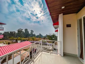 Sukoon Villa1 2BR FF near Airport by Homeyhuts - Image 3