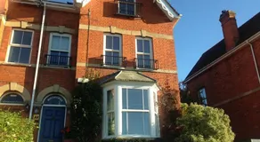 The Glastonbury Town House - Image 5
