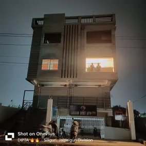 Aarvi's Homestay Entire Apartment AC Room wifi - Image 3