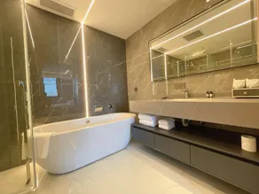 Liling Badu Hotel - Image 2
