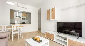 Stay U-nique Apartment Montaño - Image 2